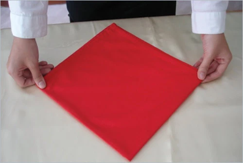 Gấp khăn ăn đẹp cho bàn tiệc