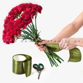 C&#225;ch b&#243; hoa hồng h&#236;nh tr&#225;i tim ngọt ng&#224;o cho Valentine