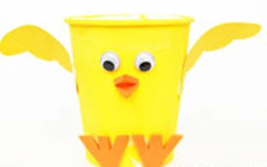C&#225;ch l&#224;m đồ chơi cho b&#233; h&#236;nh ch&#250; g&#224; từ cốc giấy
