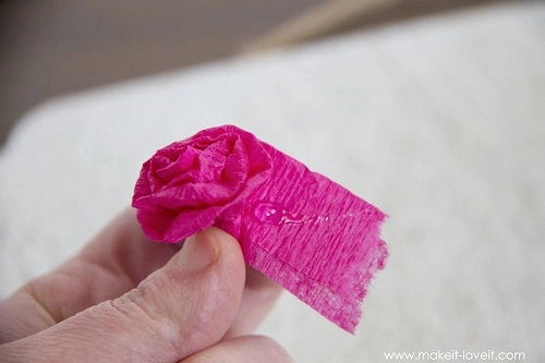 C&#225;ch l&#224;m qu&#224; Valentine tặng bạn g&#225;i h&#236;nh tr&#225;i tim nồng ấm