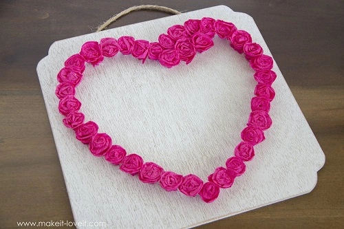 C&#225;ch l&#224;m qu&#224; Valentine tặng bạn g&#225;i h&#236;nh tr&#225;i tim nồng ấm