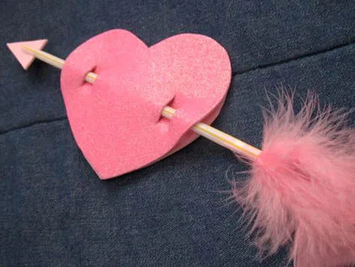 C&#225;ch l&#224;m thiệp tr&#225;i tim mũi t&#234;n thần Cupid cho Valentine