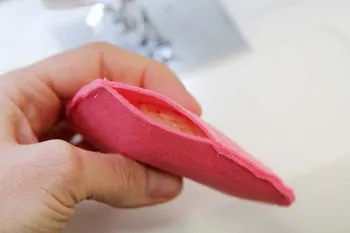 C&#225;ch l&#224;m tr&#225;i tim nhỏ xinh ủ ấm b&#224;n tay cho Valentine