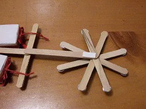 Gợi &#253; bạn c&#225;ch l&#224;m lịch treo tường h&#236;nh c&#226;y th&#244;ng Noel