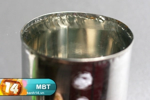 Hướng dẫn l&#224;m b&#233; cừu đựng b&#250;t b&#233;o tr&#242;n từ vỏ lon