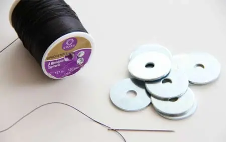 C&#225;ch l&#224;m đầu giường &quot;cực đỉnh&quot; từ đồ cũ