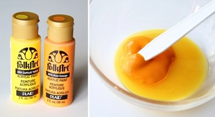 Từ những chiếc lọ cũ, trang tr&#237; Halloween chưa bao giờ dễ đến vậy