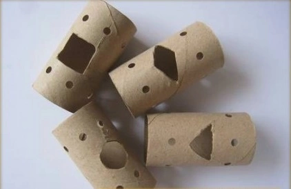 L&#245;i giấy vệ sinh l&#224;m đ&#232;n lồng vừa độc đ&#225;o vừa tiết kiệm