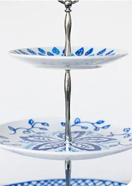L&#224;m gi&#225; để đồ trang sức 3 tầng từ đĩa sứ đơn giản