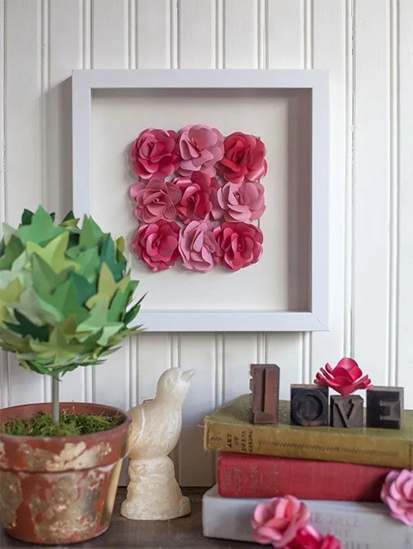 L&#224;m tranh hoa hồng bằng giấy dễ thương tỏ t&#236;nh Valentine