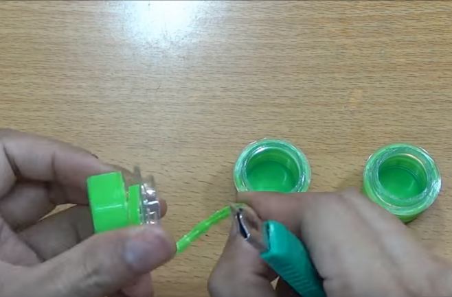 C&#225;ch l&#224;m quạt thổi đ&#225; mini đối ph&#243; nắng n&#243;ng 40 độ