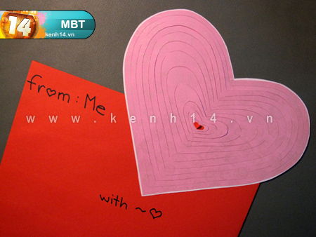 C&#225;ch l&#224;m thiệp Valentine với lời y&#234;u được giấu k&#237;n