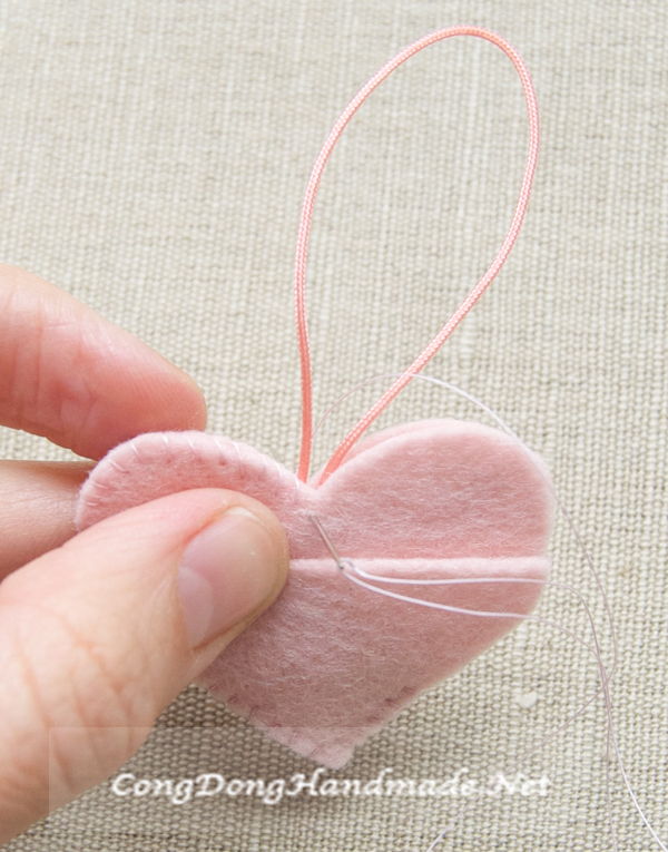 C&#225;ch l&#224;m tr&#225;i tim nhồi b&#244;ng xinh xắn cho ng&#224;y Valentine