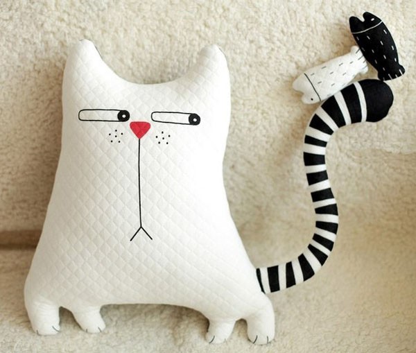 May gối handmade ch&#250; m&#232;o bắt c&#225; y&#234;u đến &quot;rụng tim&quot;