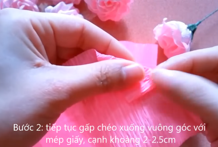 Chi tiết c&#225;ch l&#224;m hoa hồng xoắn giấy &#39;để ai cũng l&#224;m được&#39;