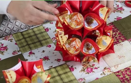 Đ&#232;n lồng Tết từ bao l&#236; x&#236; - g&#225;i vụng cũng l&#224;m được