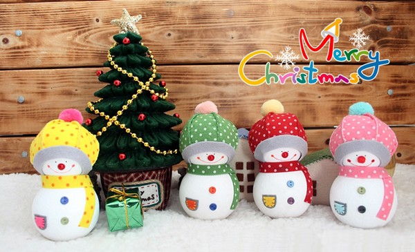 Đ&#243;n Gi&#225;ng sinh với ch&#250; người tuyết tự chế cực đ&#225;ng y&#234;u