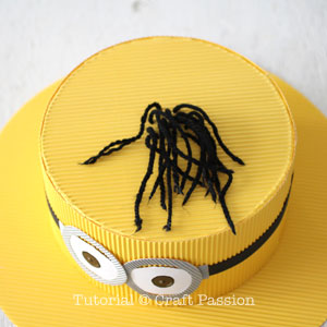 Mẹ tự l&#224;m mũ minions cực y&#234;u cho b&#233; theo tr&#224;o lưu hot
