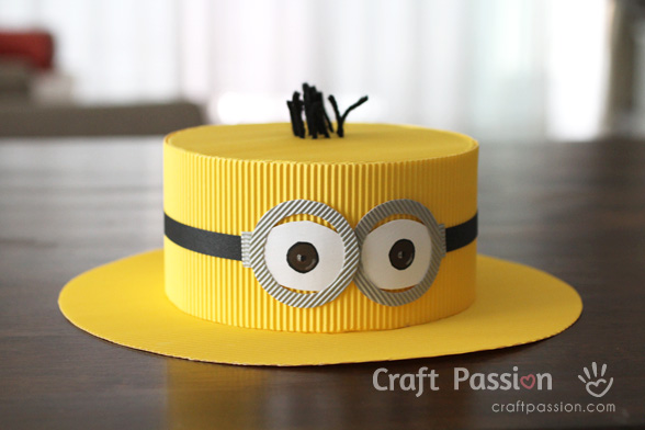 Mẹ tự l&#224;m mũ minions cực y&#234;u cho b&#233; theo tr&#224;o lưu hot