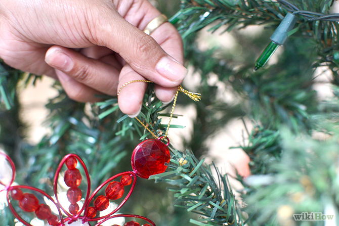 Những c&#225;ch trang tr&#237; c&#226;y th&#244;ng Noel si&#234;u lung linh