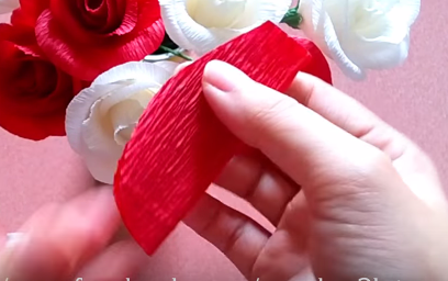 Tổng hợp c&#225;ch l&#224;m hoa hồng bằng giấy nh&#250;n &#39;dễ nhất quả đất&#39;